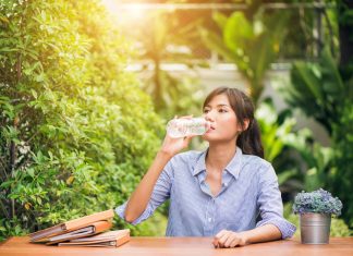 बिहान सबेरै पानी पिउनुका फाइदाहरु benefits of drinking water early in the morning