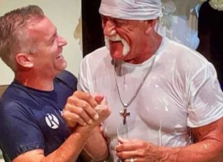 चर्चित रेस्लर हल्क होगनको बप्तिष्म hulk-hogan