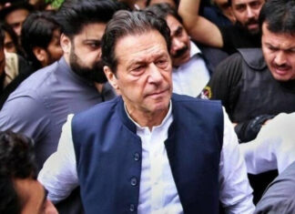 पाकिस्तानी पूर्वप्रधानमन्त्री खानविरूद्धको मानहानि मुद्दा खारेज