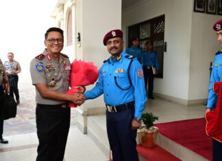 नेपाल प्रहरीका महानिरीक्षक कुँवर र इन्डोनेसियन नेशनल प्रहरीका हेड अफ इन्टरनेशनल रिलेसन्स् डिभिजन प्रमुख बीच भेट (तस्बिरसहित)