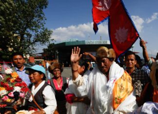 कीर्तिमानी कामिरितालाई विमानस्थलमा भव्य स्वागत (तस्बिर सहित )