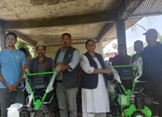 उत्पादकत्व बढाउन गोरखाका किसानलाई अनुदानमा ट्र्याक्टर