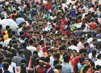 नेपाल र भारतमा हिन्दूहरूको जनसंख्या ठूलो परिमाणमा घट्यो