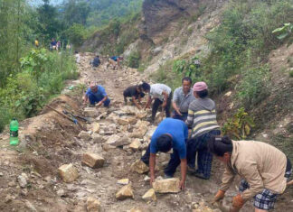 खोटाङको बाक्सिलामा हरेक शनिबार श्रमदान