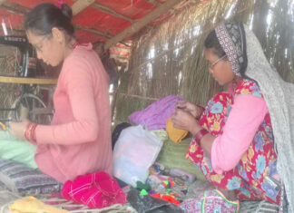 ‘वर्षमा दश जोर लुगा सिलाएर बिक्री गर्दा घरखर्च राम्रैसँग चलेको छ’