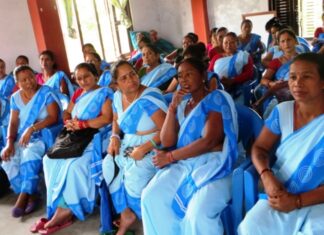 अवकाश प्राप्त स्वयंसेविकालाई एक लाखसहित सम्मान