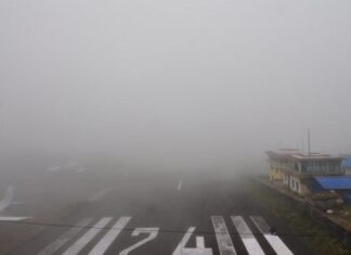 लुक्लामा दश दिनदेखि हवाई उडान ठप्प, पर्यटक मर्कामा