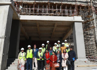 संसद भवन समयमा निर्माण गर्न सुझाव